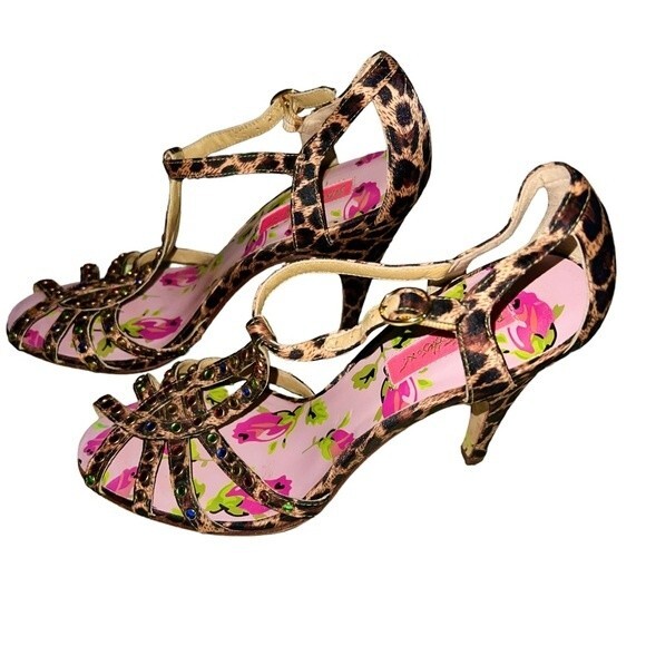 Betsey Johnson Vero Cuoio Strappy Leopard Print Rhinestone Heel Sandals Size 7 - Picture 4 of 9